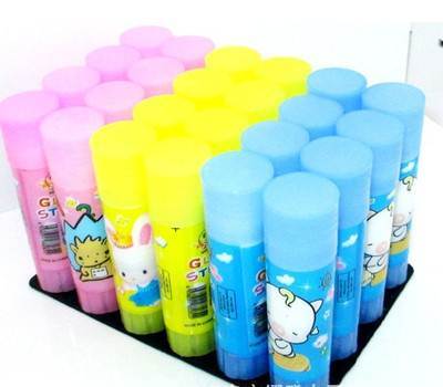 義烏小號固體膠棒 文具批發市場的明星產品