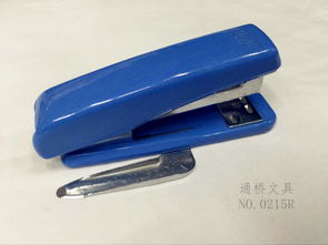 小利器鑄就大夢想 從義烏訂書機(jī)看“通橋文具”的中國夢征途